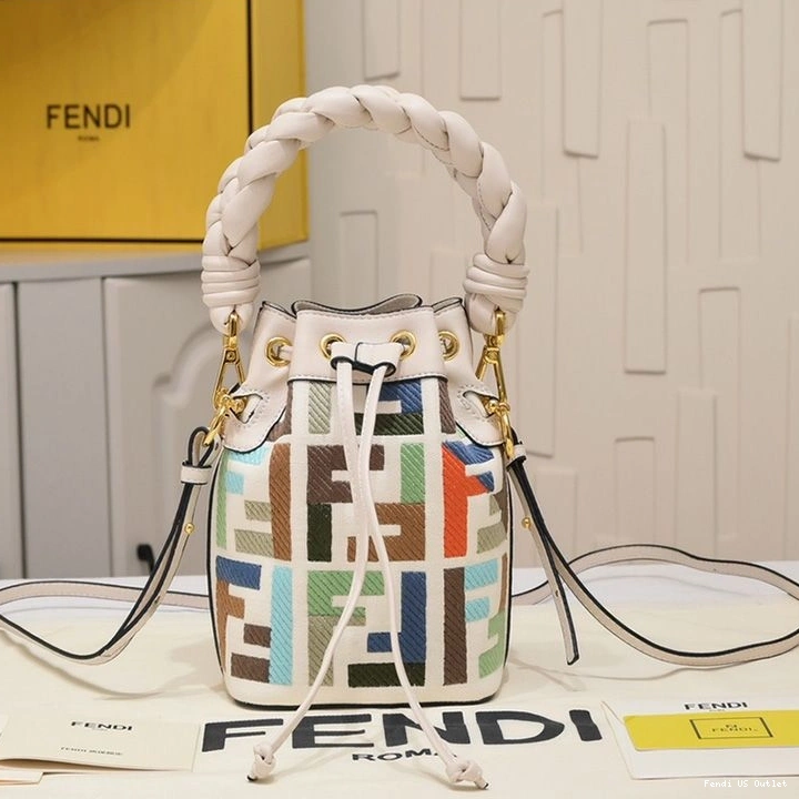 HOT Beige Canvas with Fendi Bag Motif In Woven Tresor Handle Mini Bucket FF Mon 0724